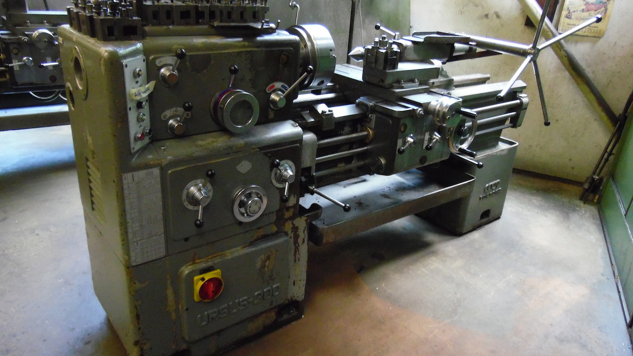 Centre lathe CMT URSUS 200