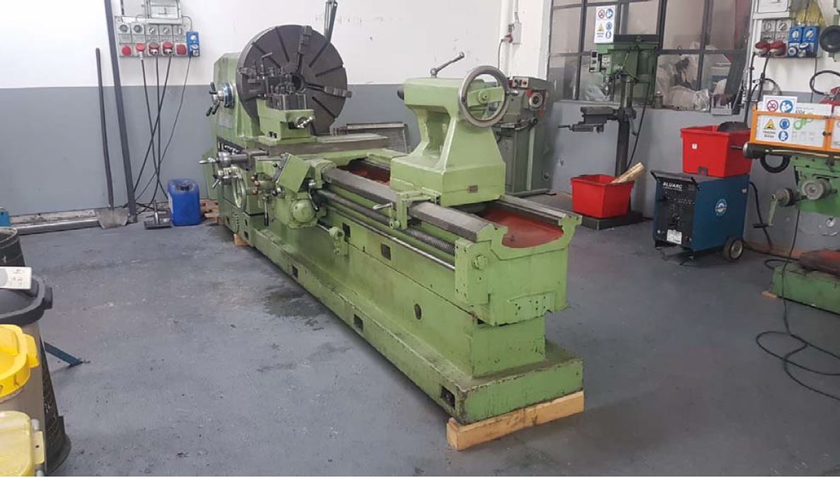 Centre lathe FTA 2000 x 500