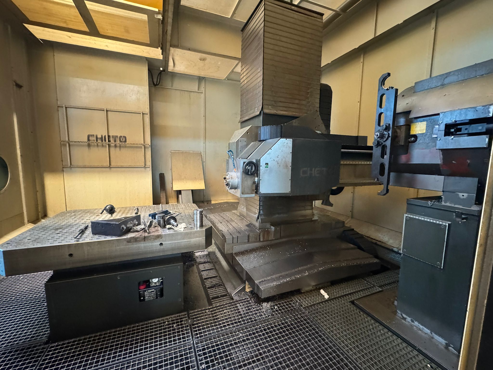 Drilling machine CHETO IX2000