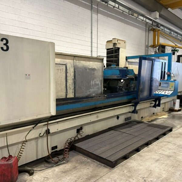 RTM 3000 CNC