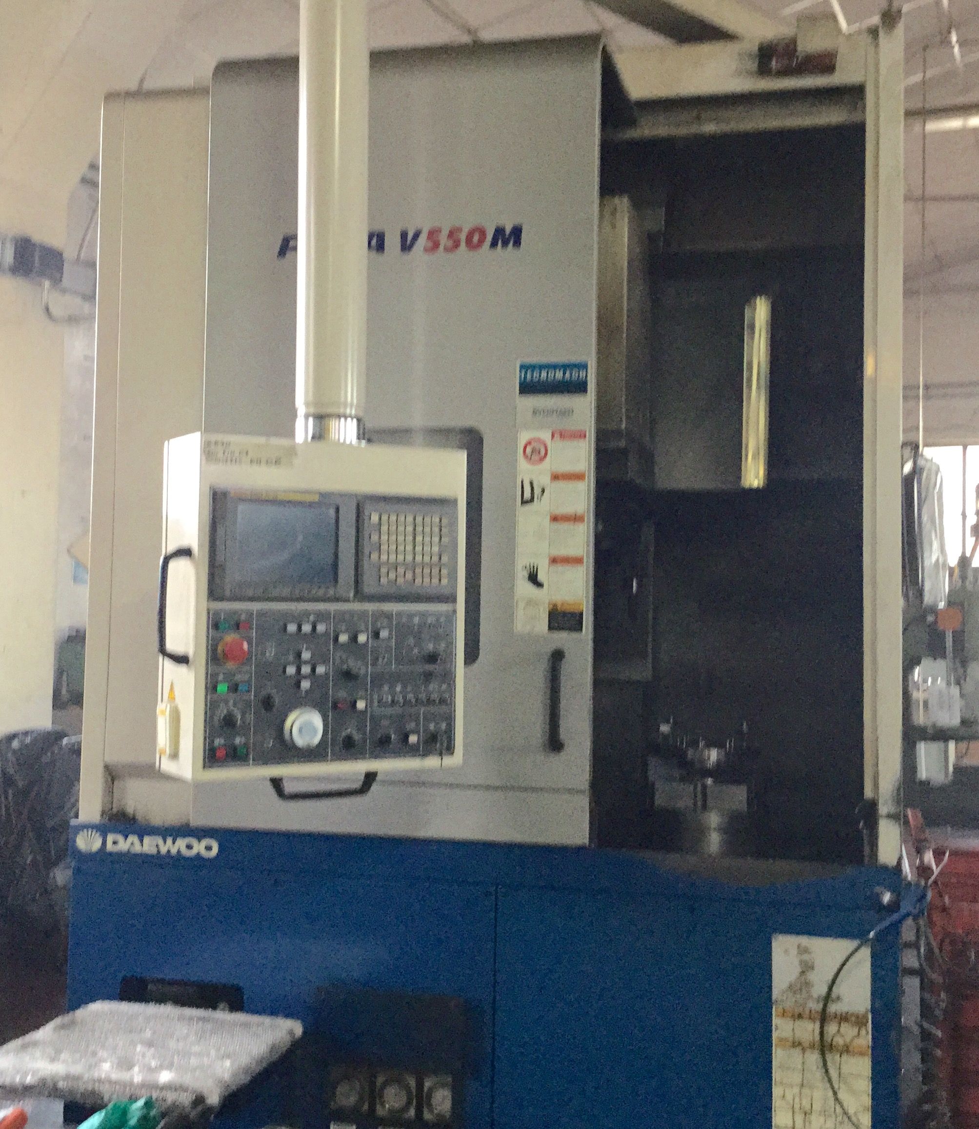 Vertical lathe/Turning mill DOOSAN PUMA V550M