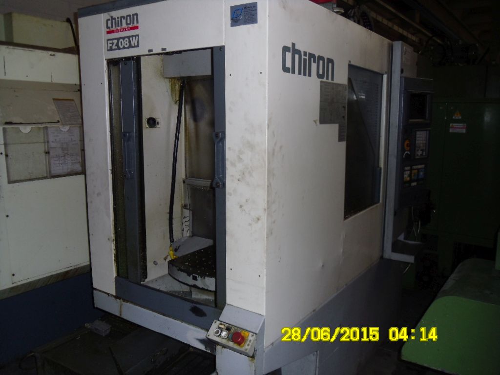 Vertical machining center CHIRON FZ 08W