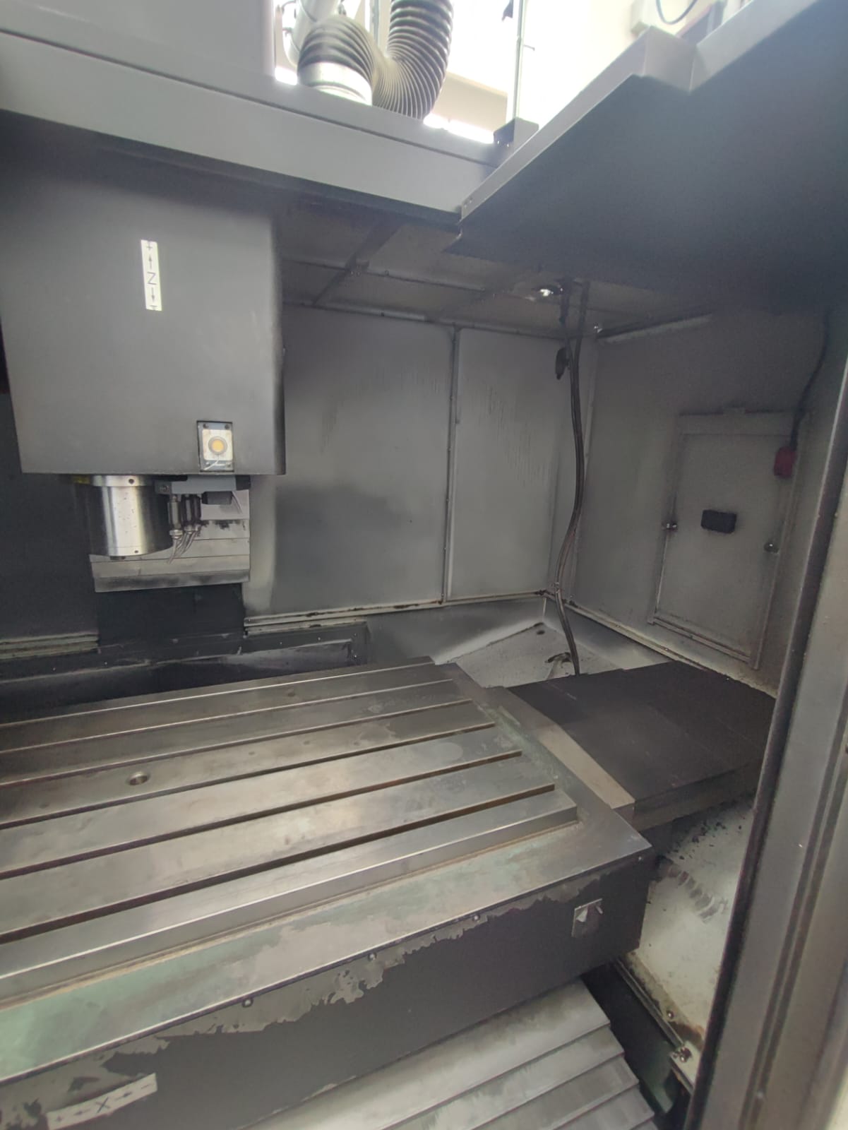 Vertical machining center DAEWOO DOOSAN MINX 7500/50