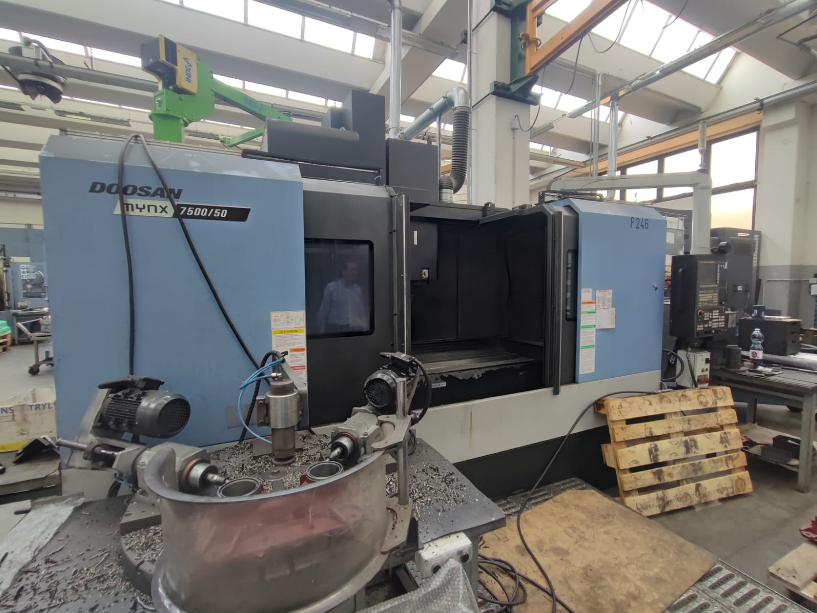 Vertical machining center DAEWOO DOOSAN MINX 7500/50