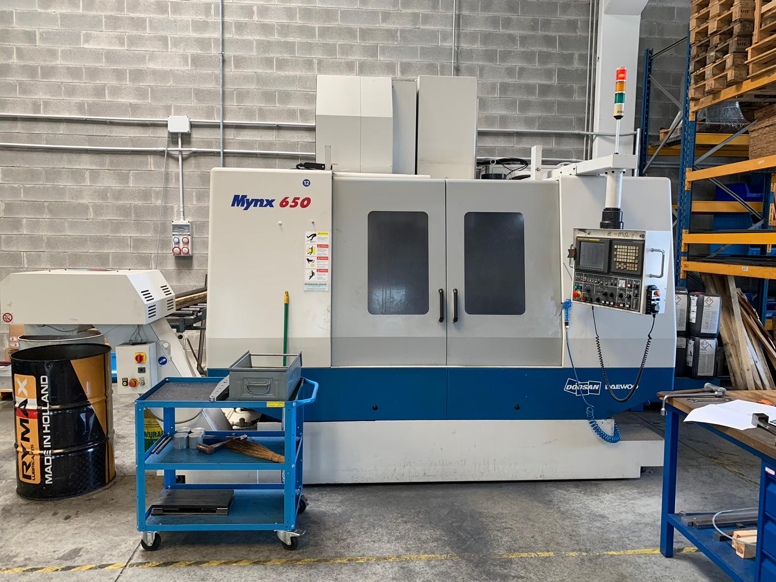 Vertical machining center DAEWOO MYNX 650