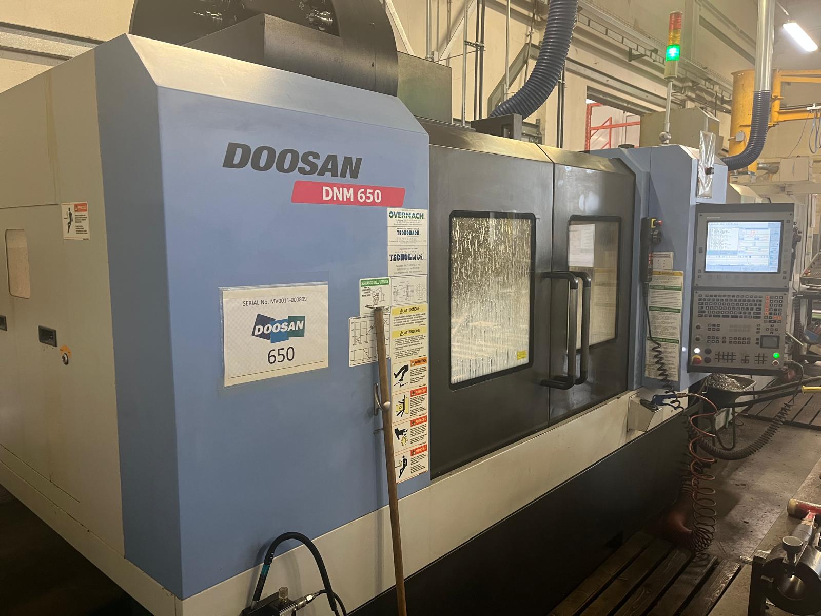 Vertical machining center DOOSAN DNM 650