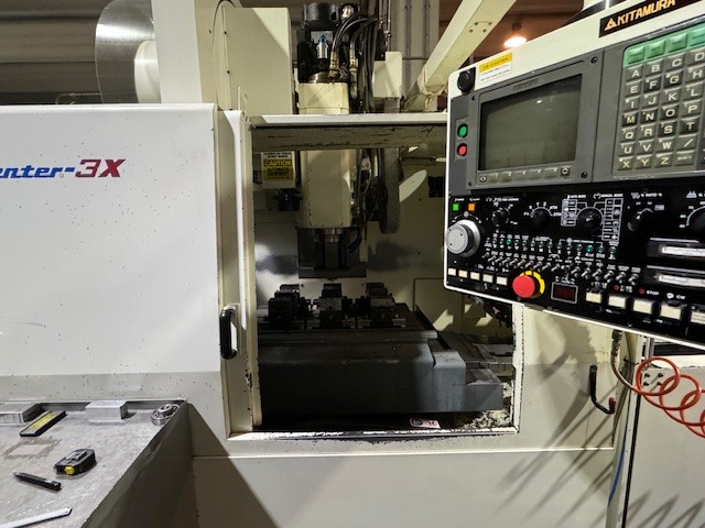 Vertical machining center KITAMURA 3X APC