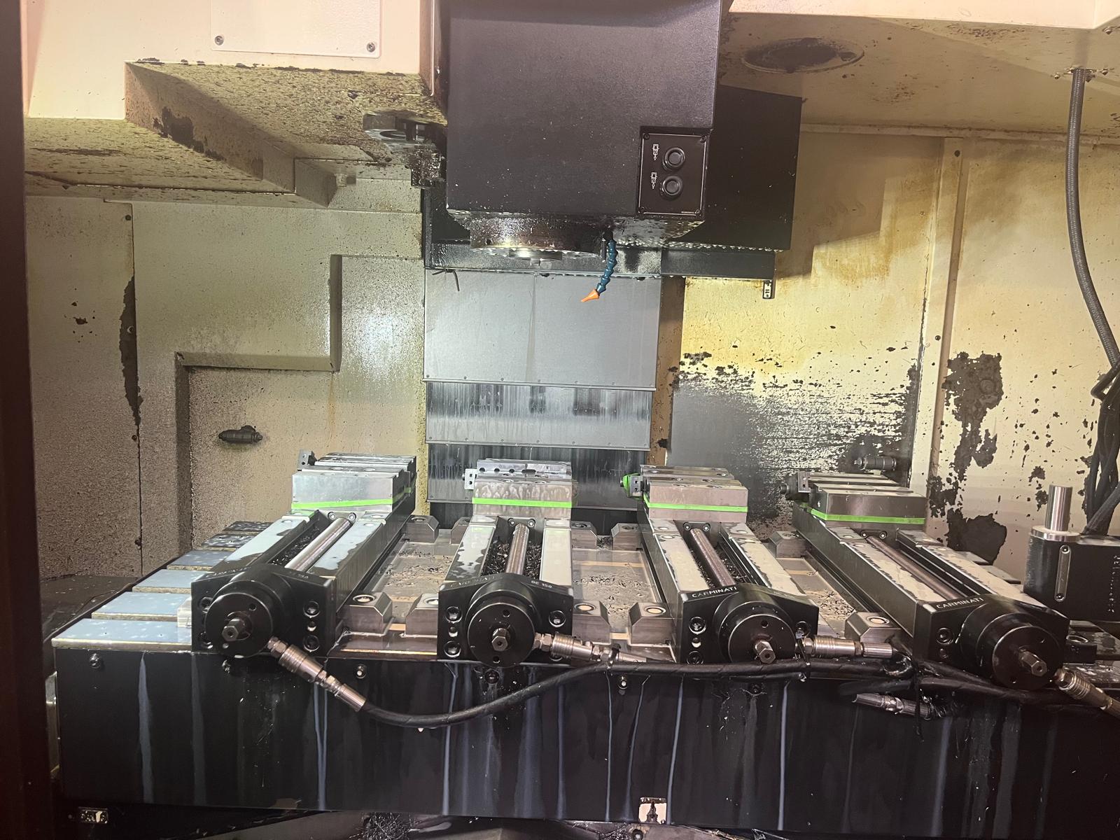 Vertical machining center MAZAK SMART 530C
