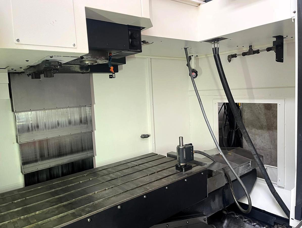 Vertical machining center MAZAK SMART 530C