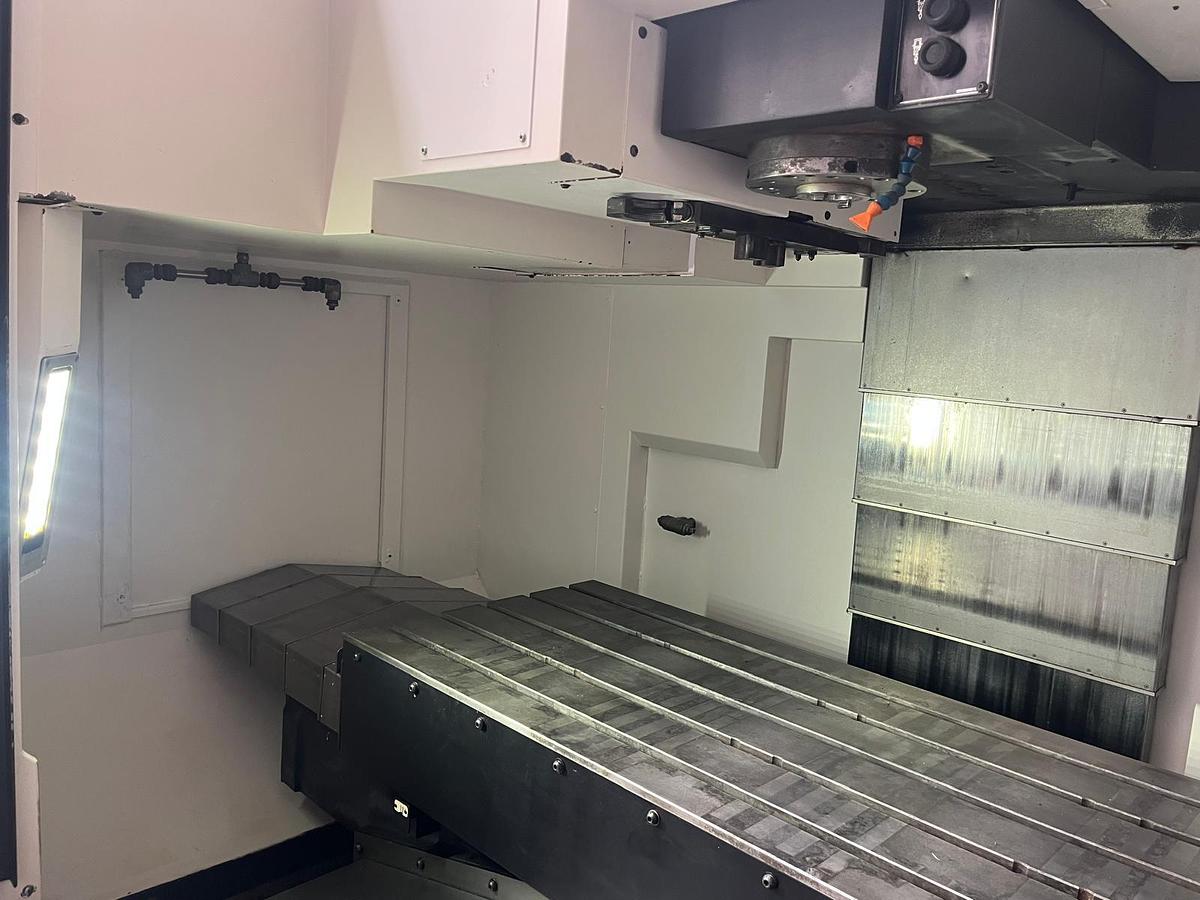 Vertical machining center MAZAK SMART 530C
