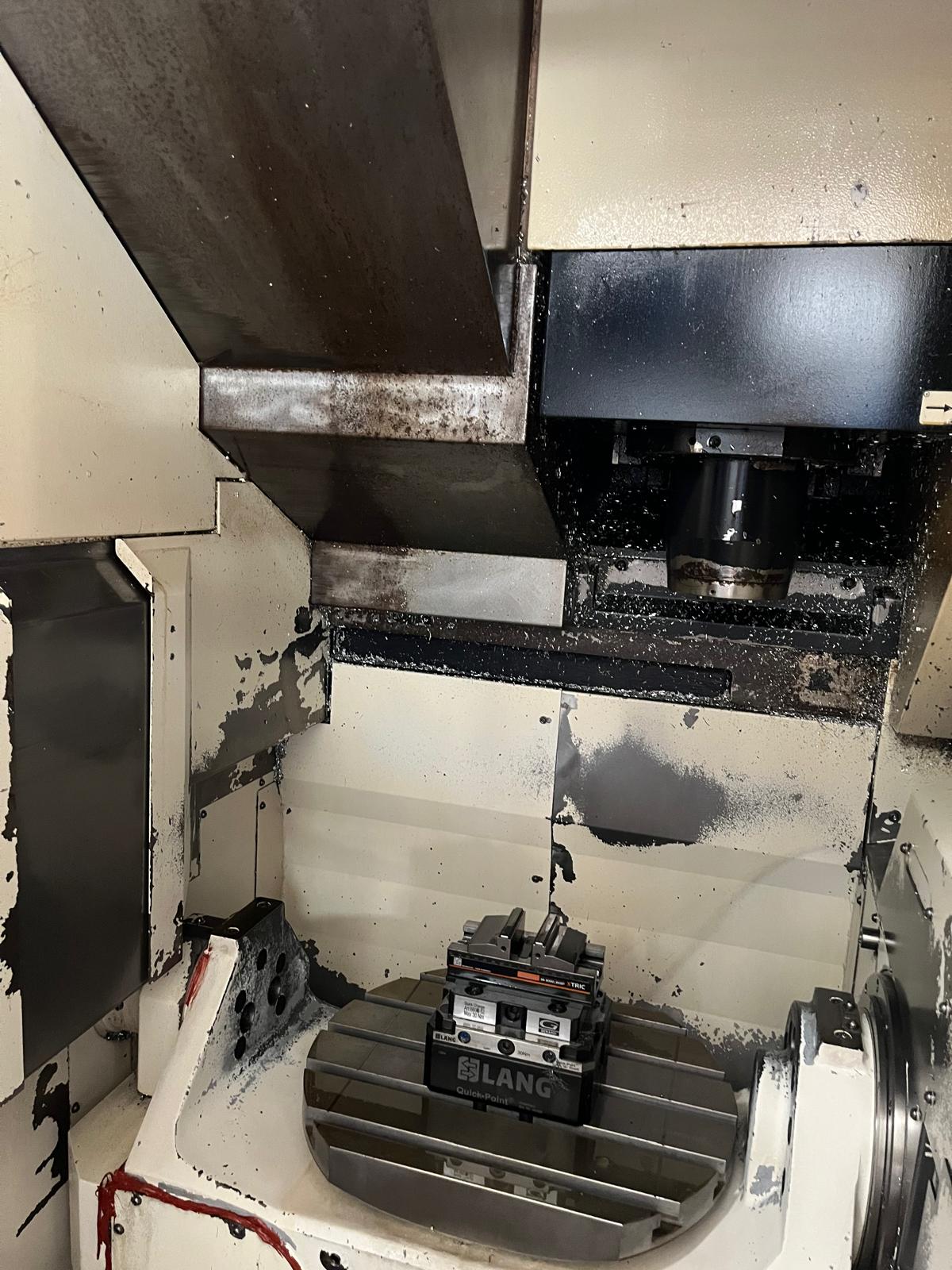 Vertical machining center MAZAK VARIAXIS J5000 5X