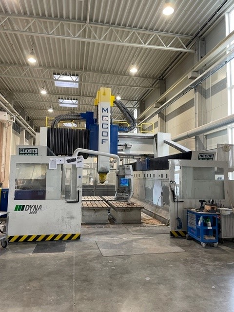 Vertical machining center MECOF DYNAMILL 3000L