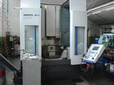 Vertical machining center MIKRON UCP 710