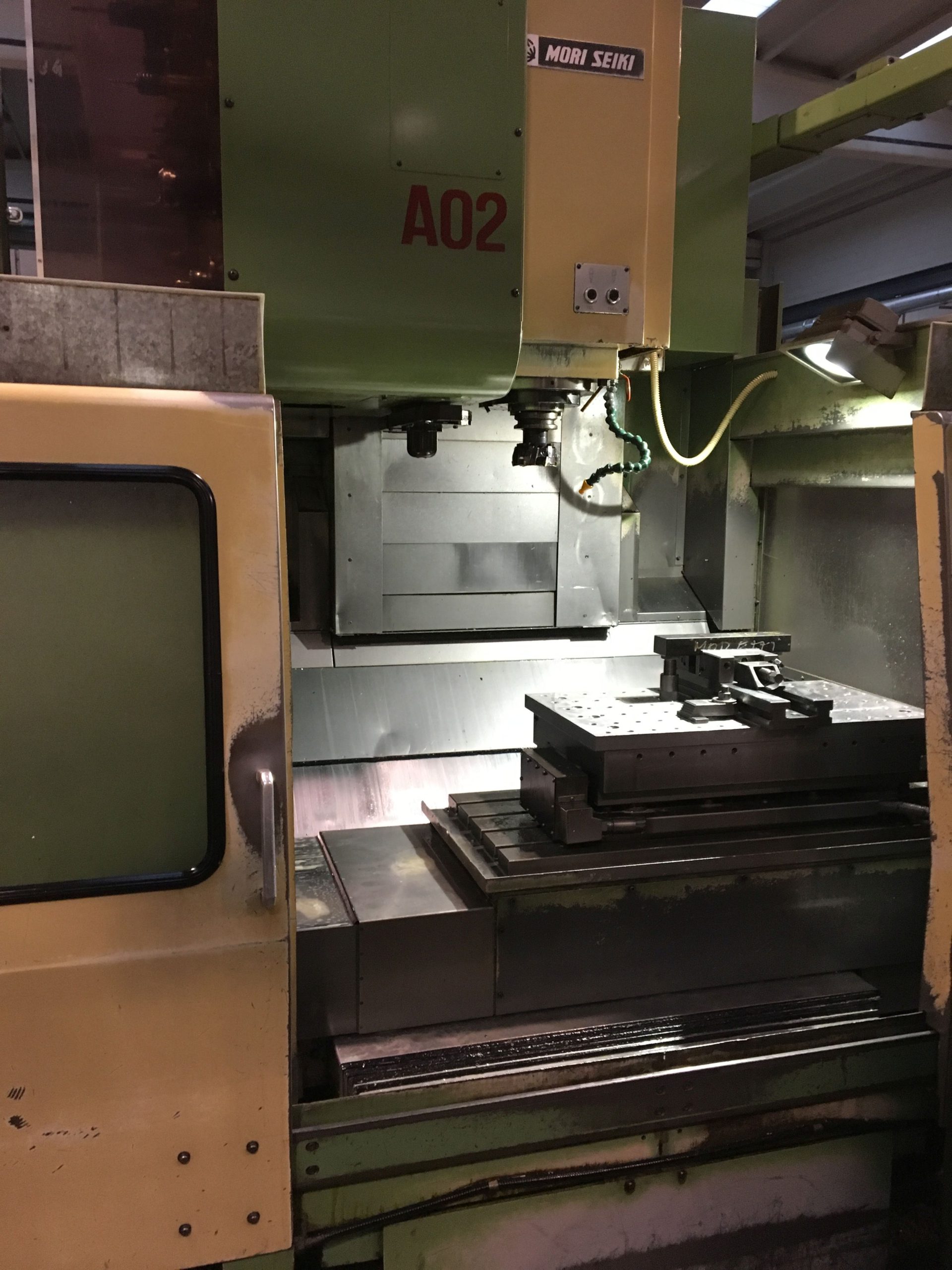 Vertical machining center MORI SEIKI MV 45 B/50