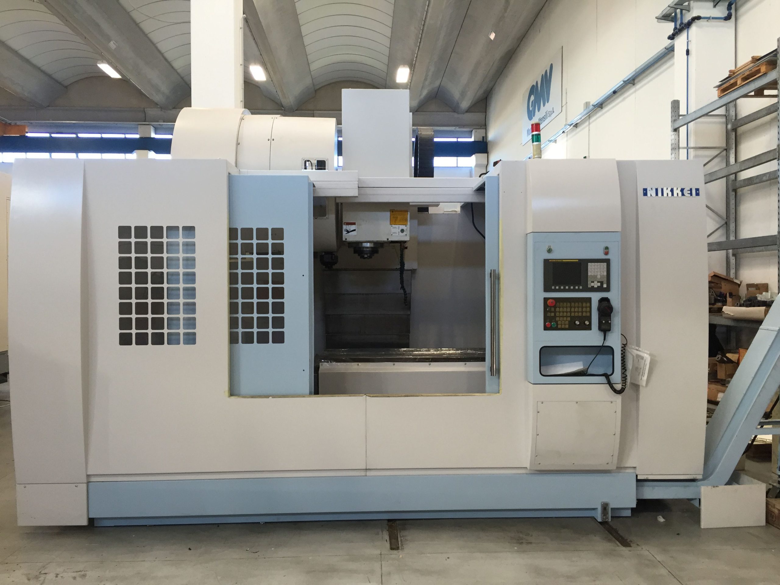 Vertical machining center NIKKEI VP 1500