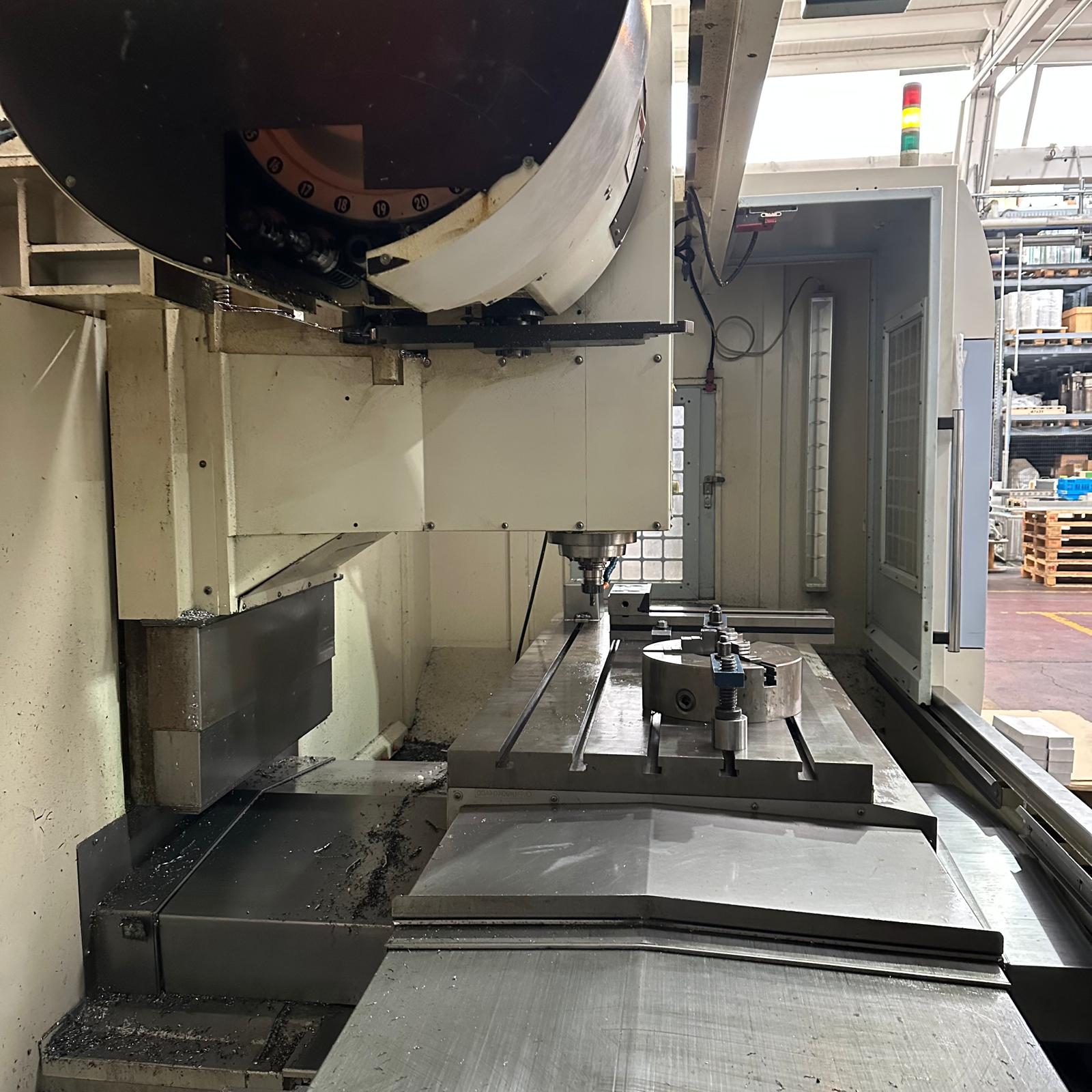 Vertical machining center NIKKEI VP1500#40