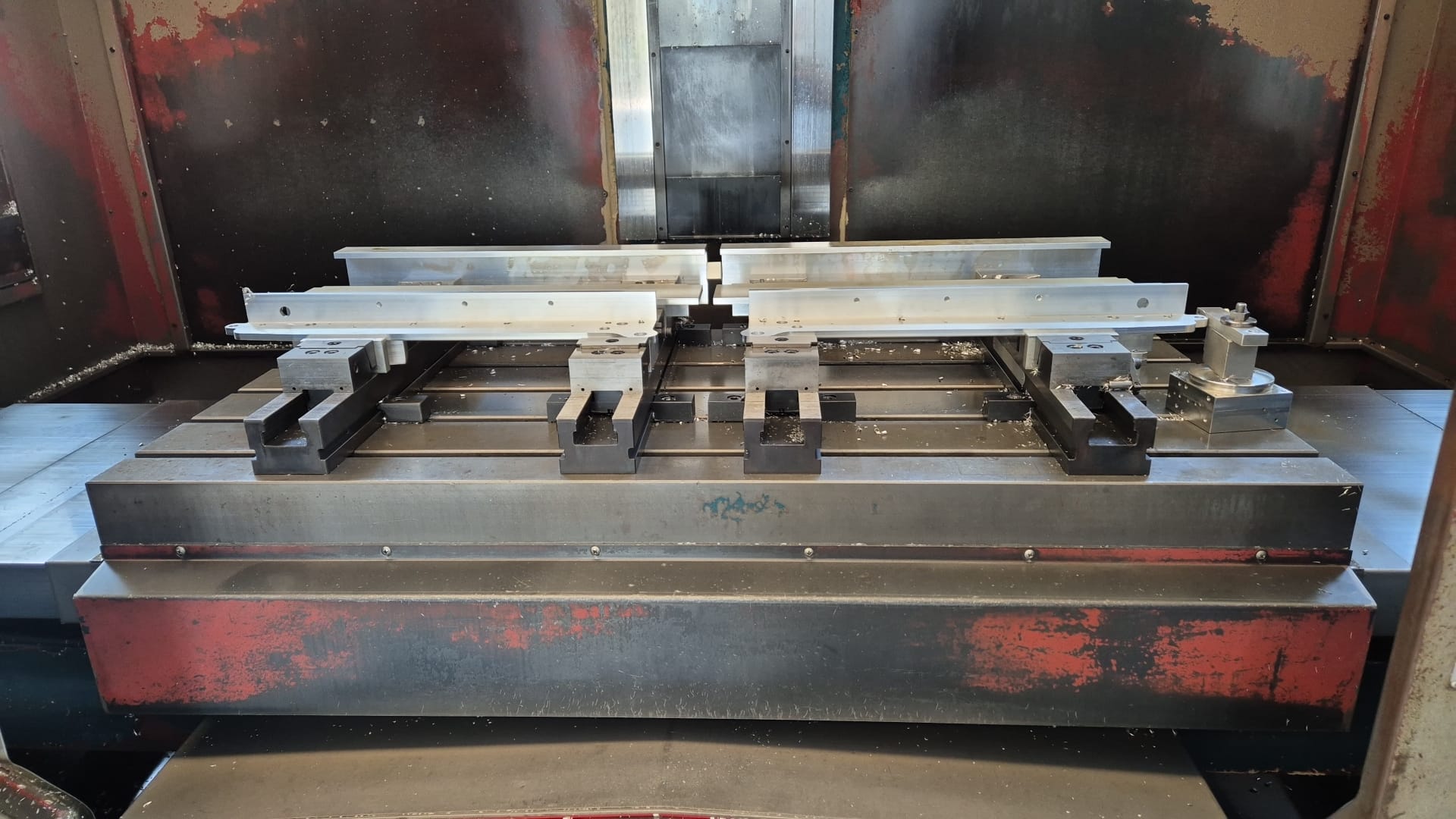 Vertical machining center VANTAGE Partner 147A