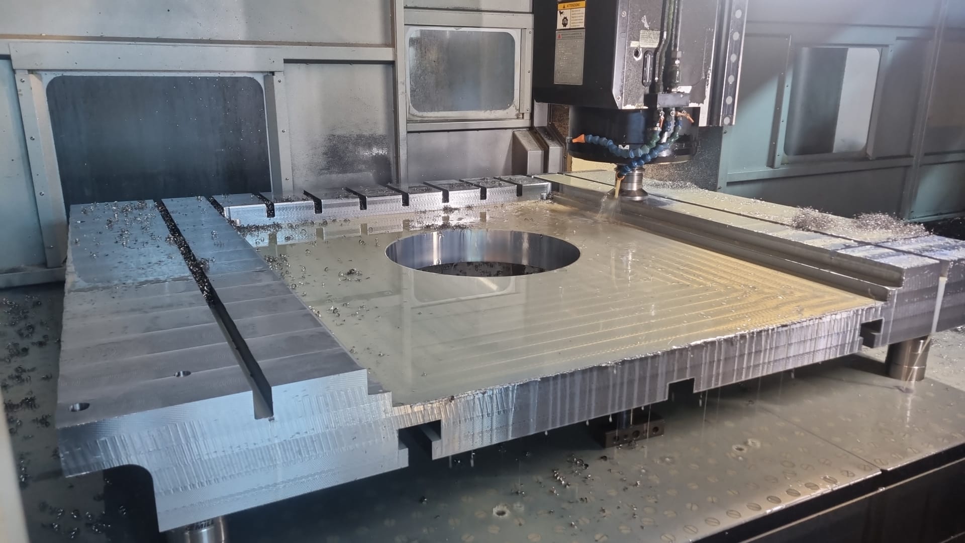 Vertical machining center WELE LB-321