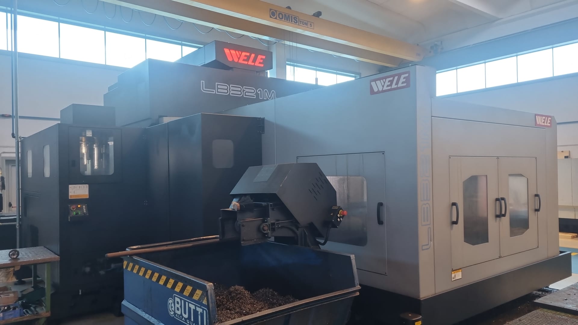 Vertical machining center WELE LB-321